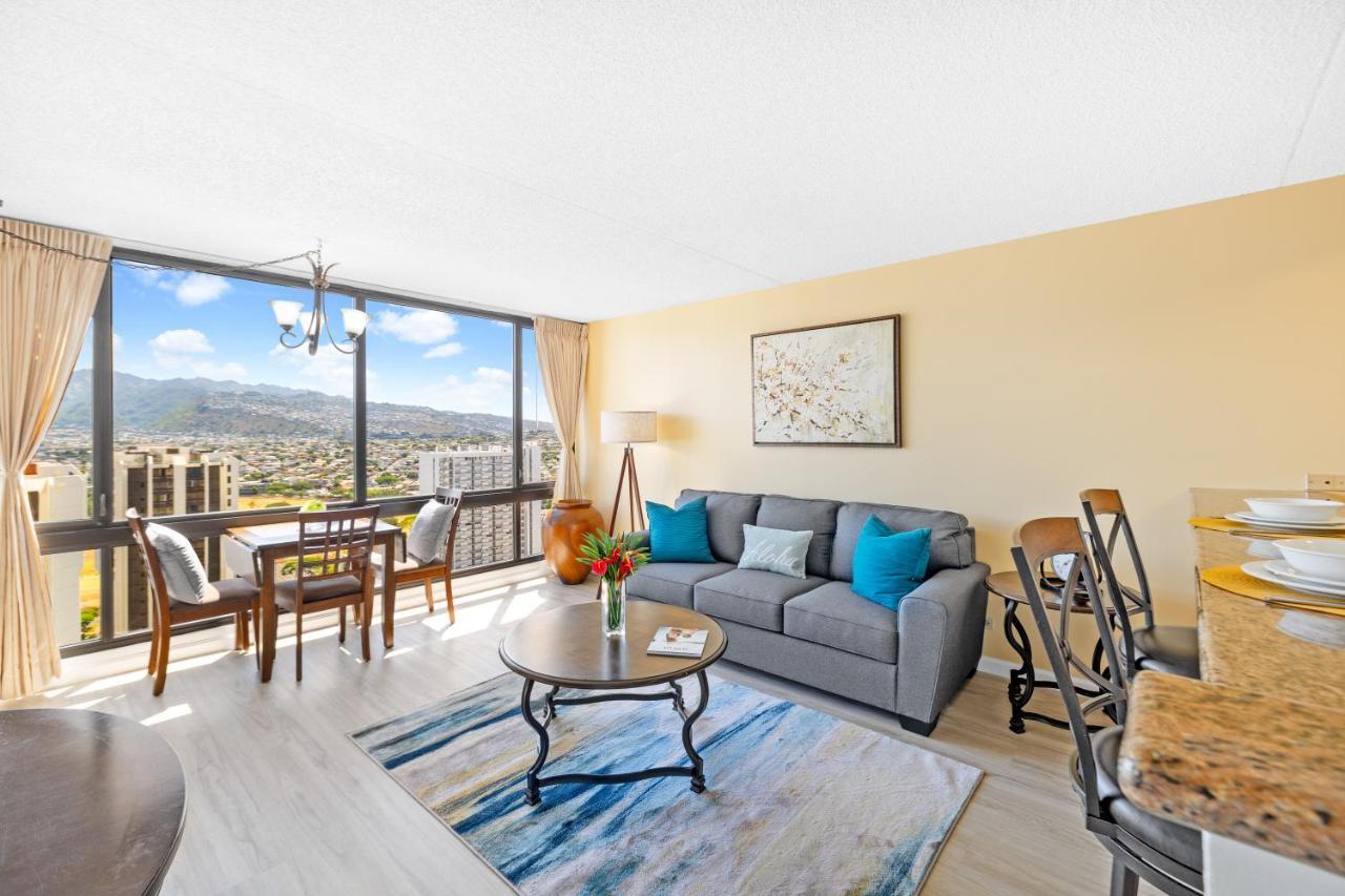 Stunning Mountain View Condo, Near Beach With Parking Honolulu Exterior photo
